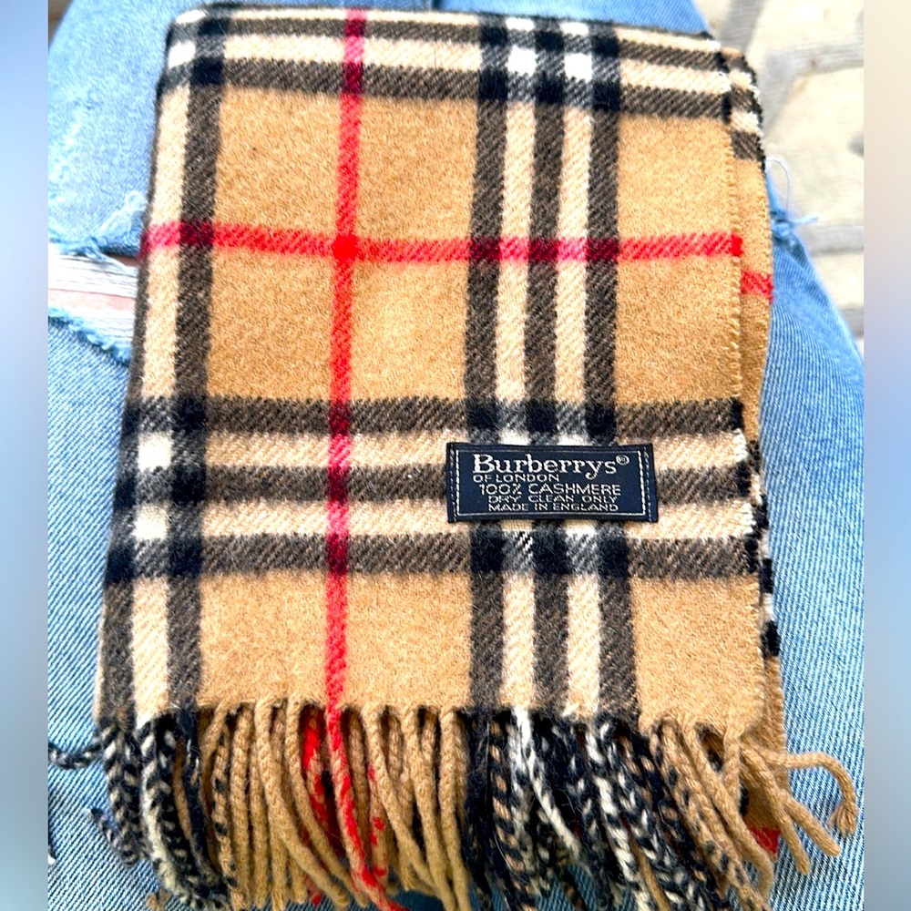 Burberry mini check scarf Made in England 100% cashmere